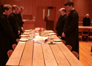 vocationersSayingGrace1